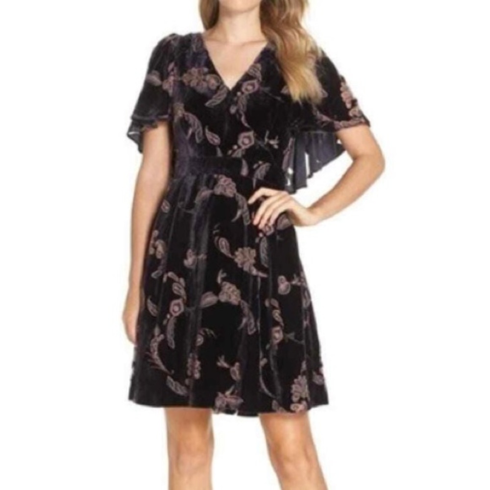 Eliza J Black and Gold Velvet Midi Dress - Picture 6 of 9
